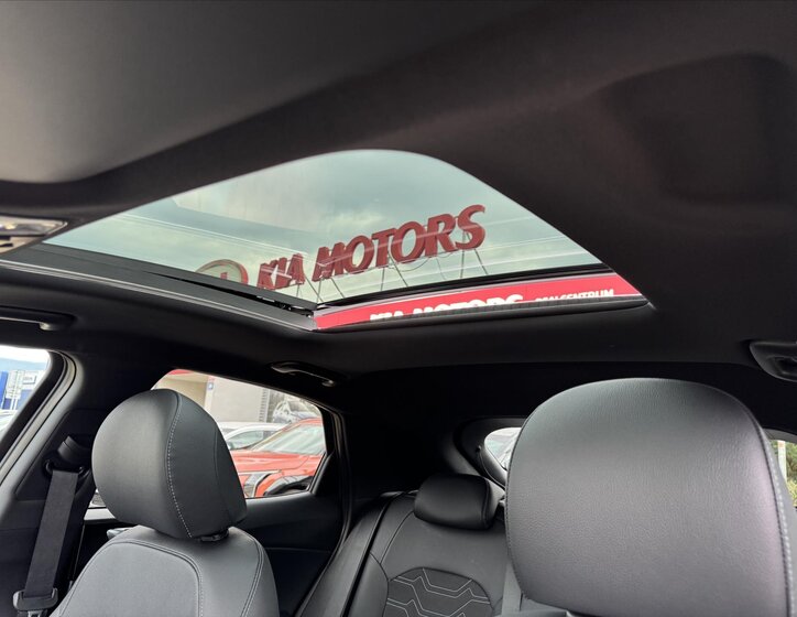 KIA XCeed CUV / Crossover 1,6 l 132 kw