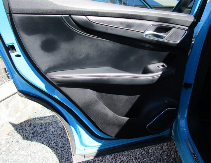 MG HS Hatchback 1,5 l 119 kw