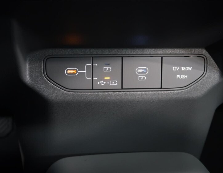 KIA EV3 SUV / Terénní 0,0 150 kw