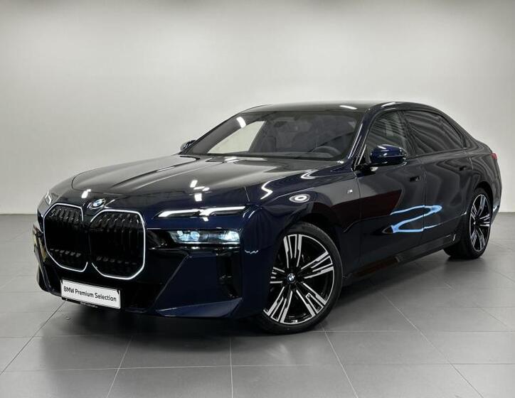 BMW Řada 7 1