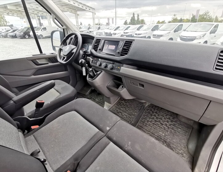 Volkswagen Crafter 8