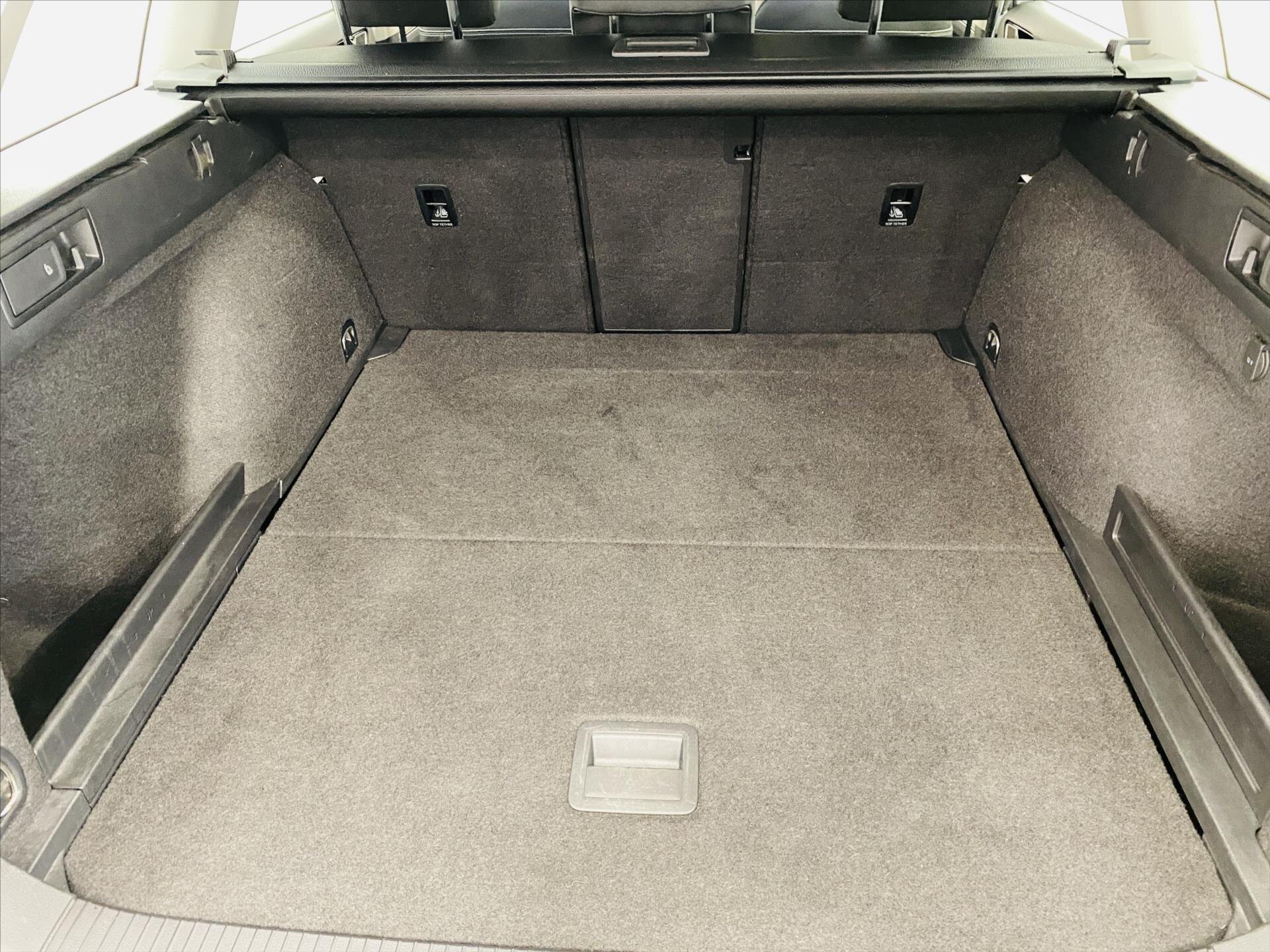 Volkswagen Passat Kombi 2,0 l 147 kw