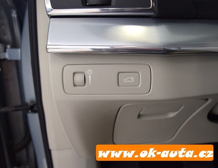 Volvo XC90 SUV 2,0 l 0