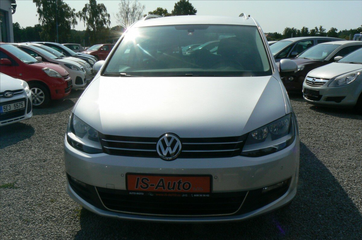 Volkswagen Sharan MPV 2,0 l 103 kw