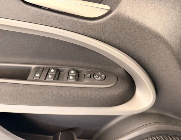 Jeep Avenger Hatchback 1,2 l 74 kw