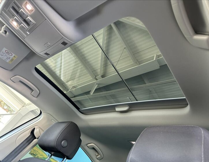 Volkswagen Passat Sedan / Limuzína 1,4 l 110 kw