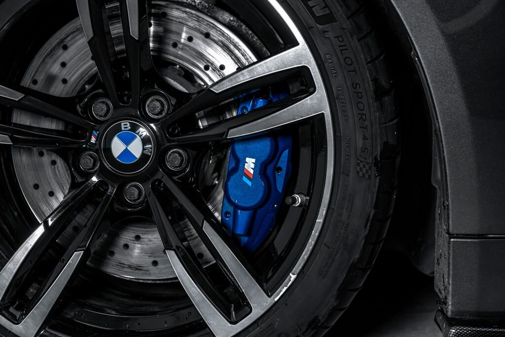 BMW M4 Kupé 3,0 l 331 kw