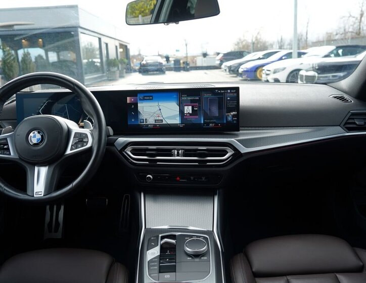 BMW Řada 3 Sedan 3,0 l 275 kw