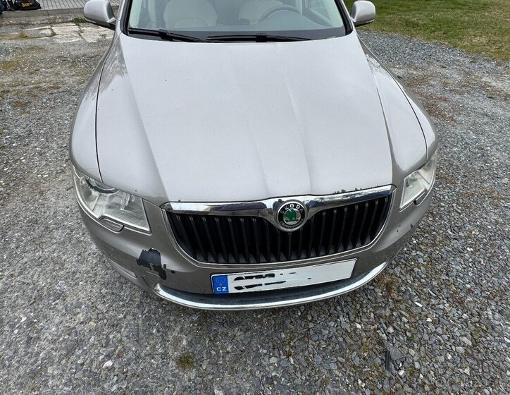 Škoda Superb Kombi 3,6 l 191 kw