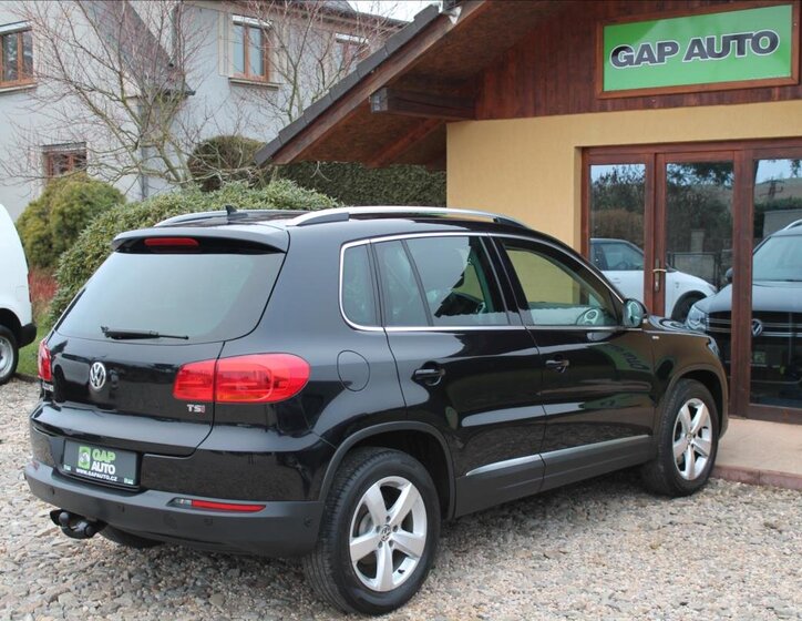 Volkswagen Tiguan 6
