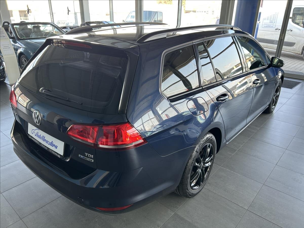 Volkswagen Golf Kombi 1,6 l 81 kw