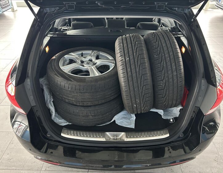 Hyundai i40 Kombi 1,6 l 99 kw