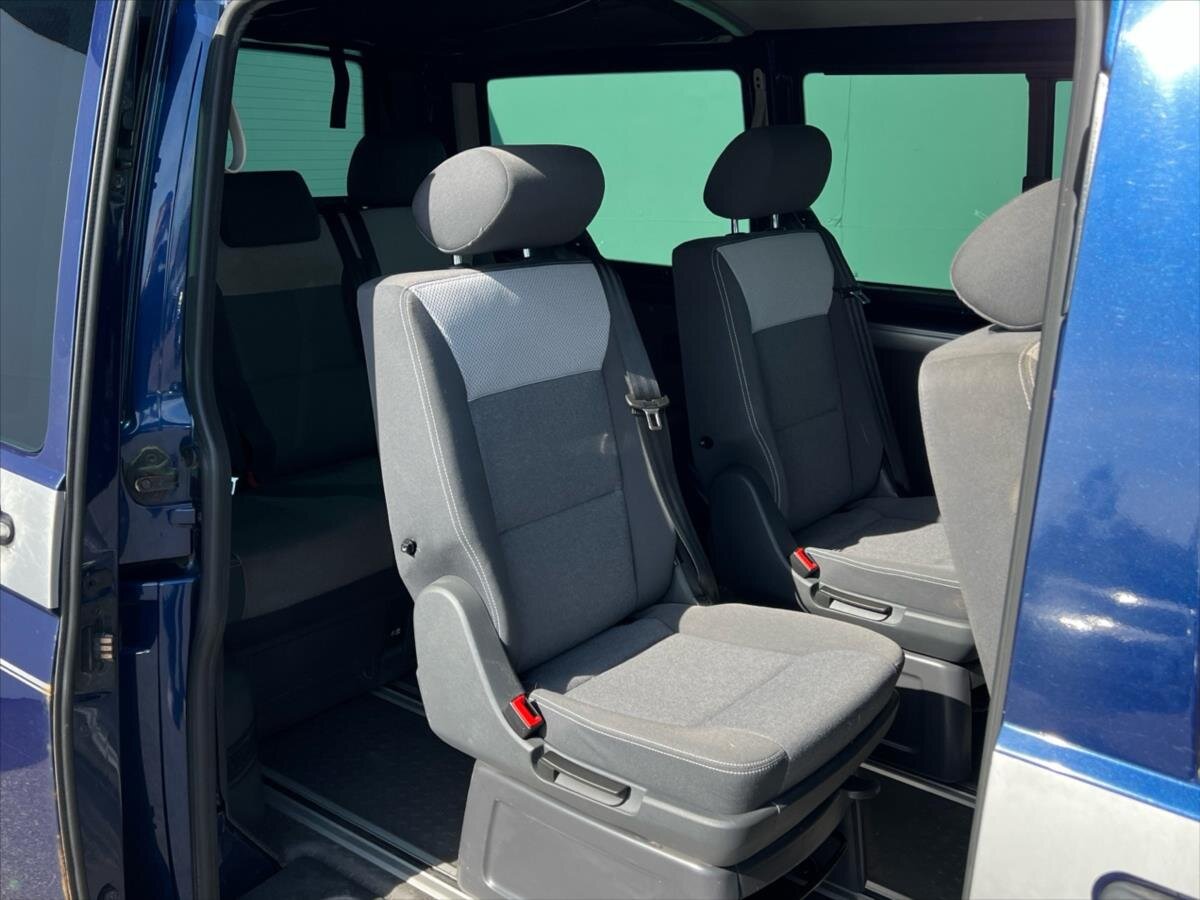 Volkswagen Multivan Kombi 2,5 l 96 kw