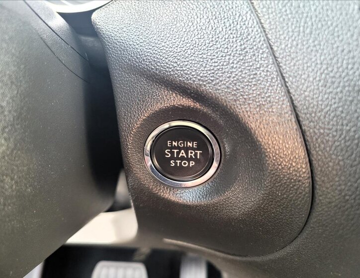 Opel Grandland X SUV / Terénní 1,5 l 96 kw