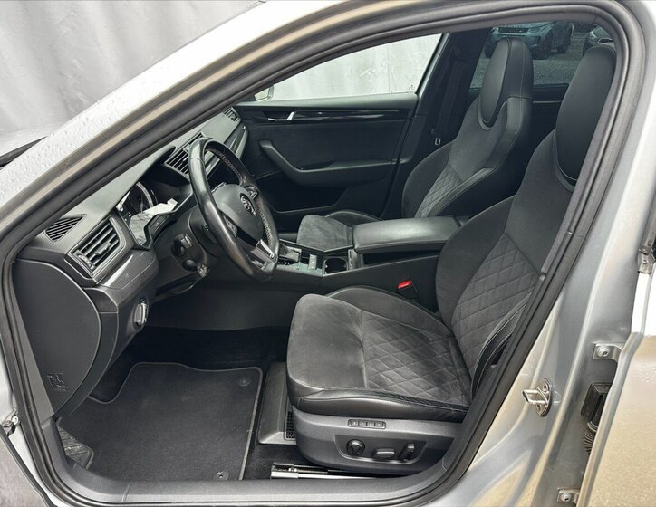 Škoda Superb Kombi 2,0 l 206 kw