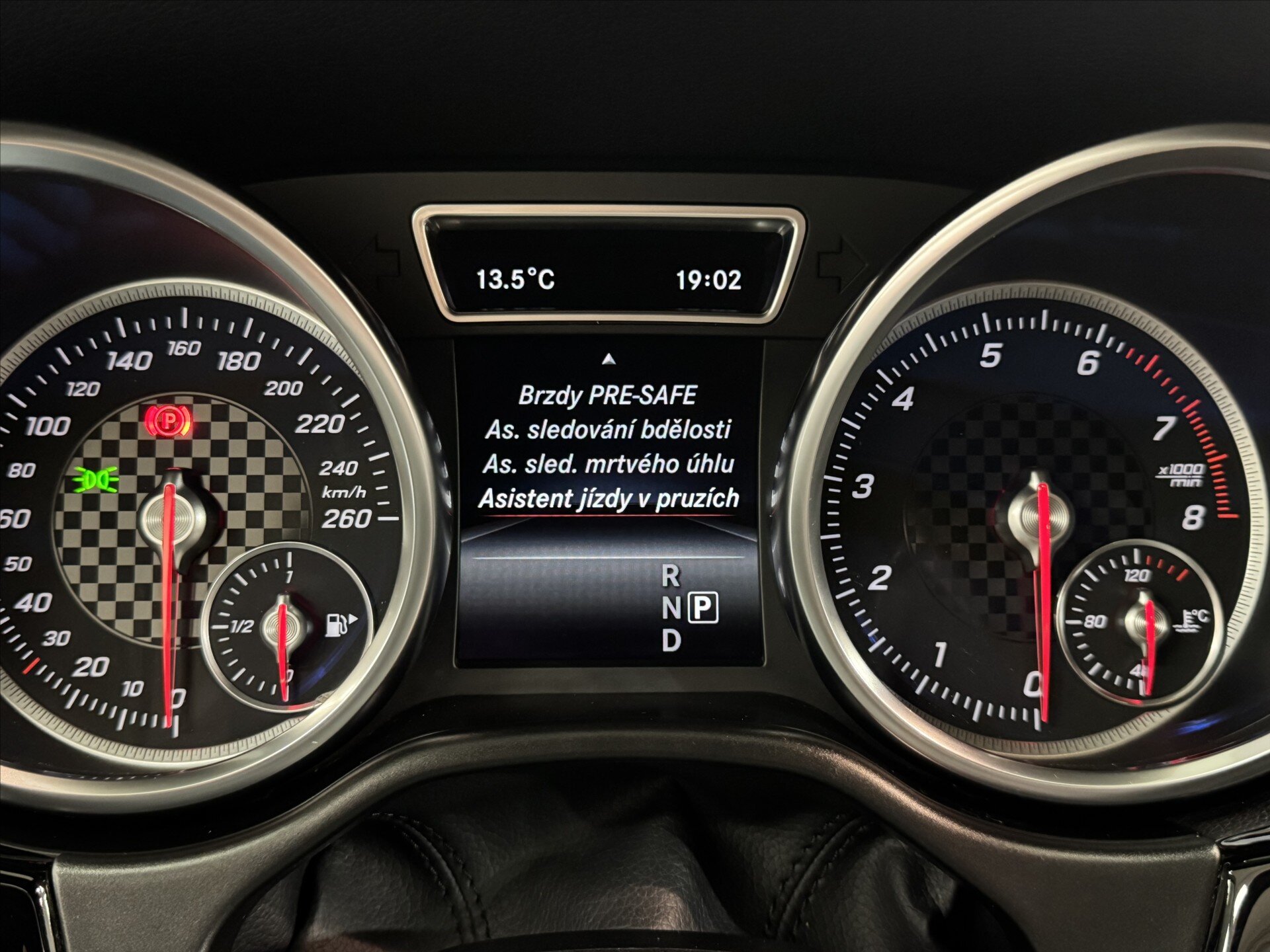 Mercedes-Benz GLE SUV / Terénní 3,0 l 270 kw