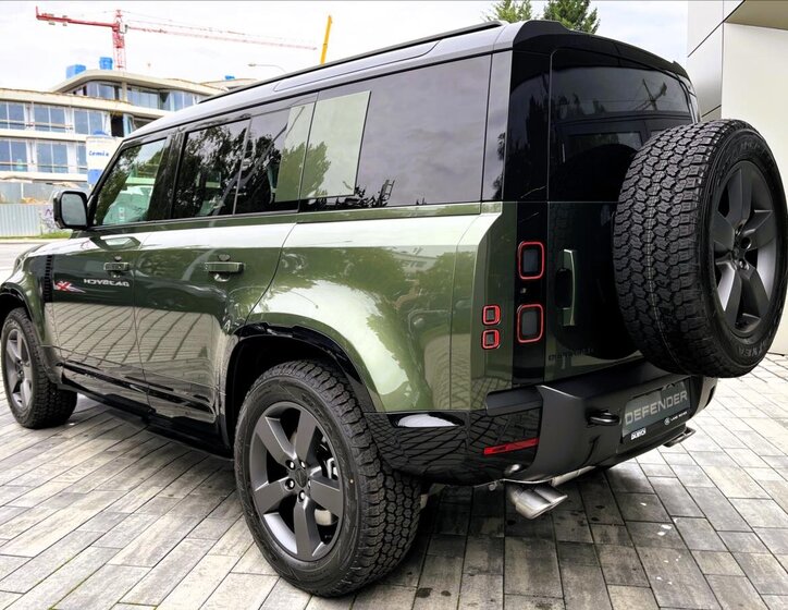 Land Rover Defender SUV / Terénní 5,0 l 313 kw