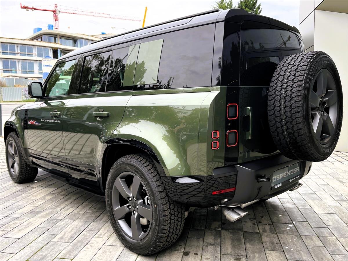 Land Rover Defender SUV / Terénní 5,0 l 313 kw