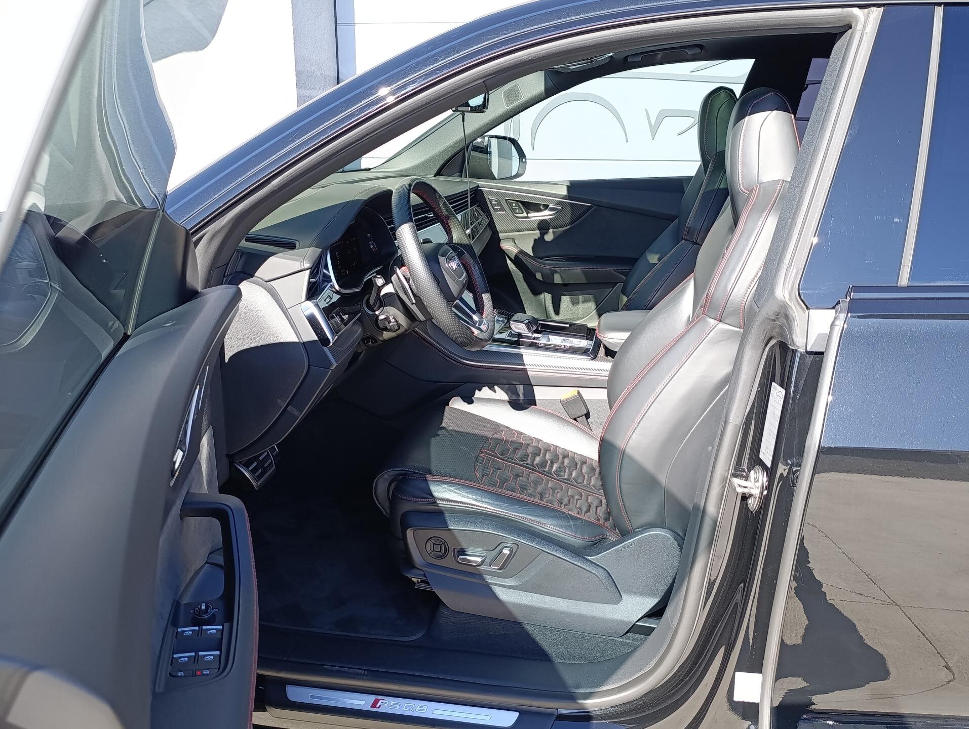 Audi RS Q8 SUV / Terénní 4,0 l 441 kw