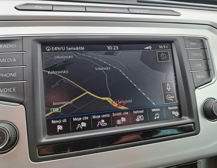 Volkswagen Passat 19