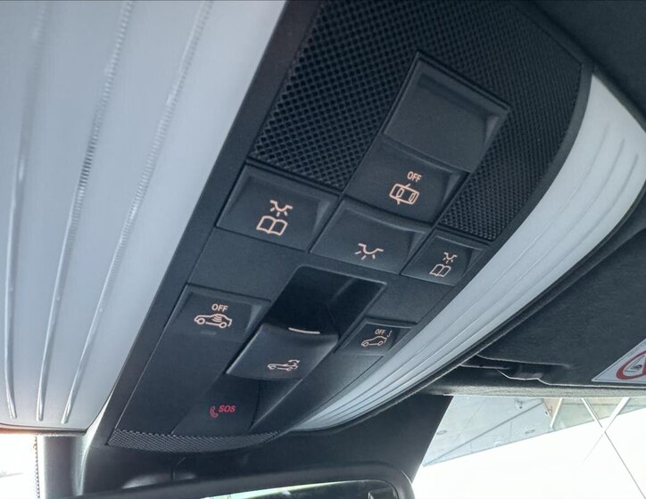 Mercedes-Benz AMG GT 20