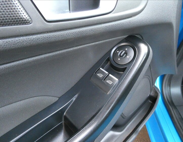 Ford Fiesta Hatchback 998,0 59 kw