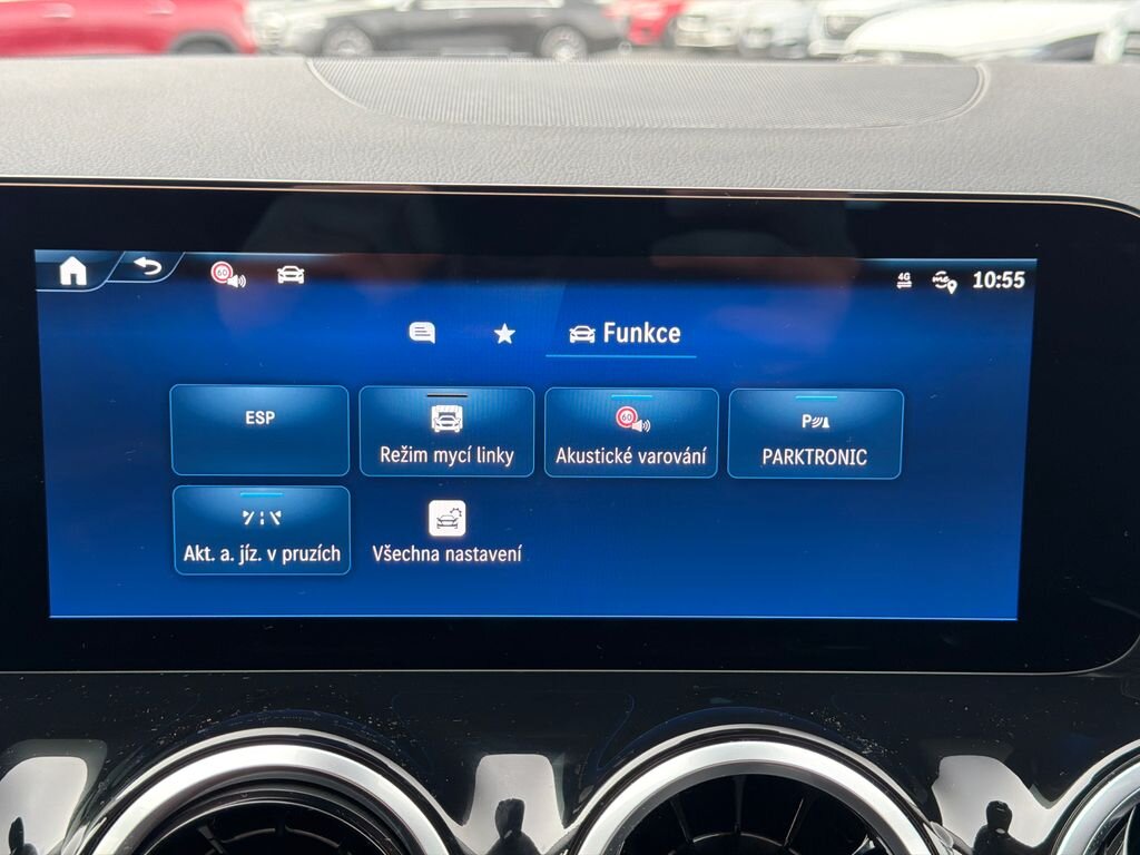 Mercedes-Benz GLA SUV / Terénní 2,0 l 85 kw