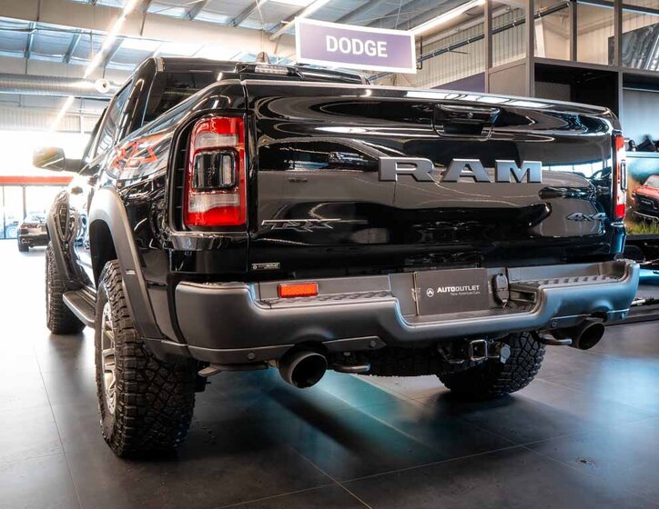 Dodge RAM 3