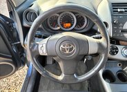 Toyota RAV4 SUV / Terénní 2,2 l 100 kw