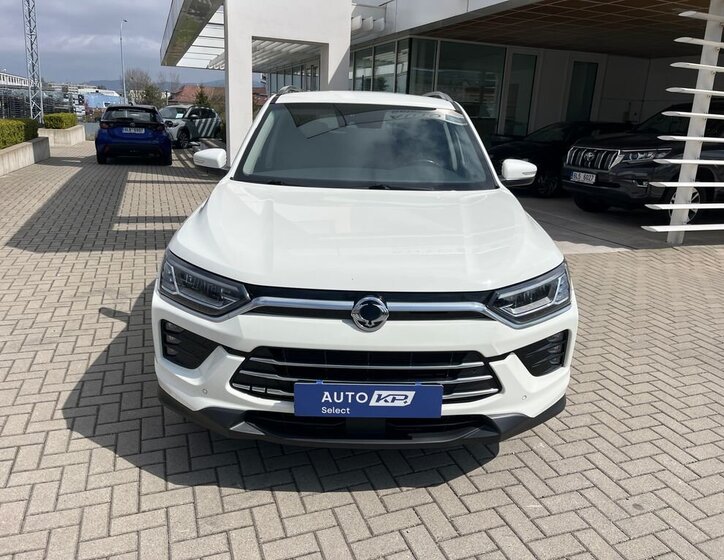 SsangYong Korando SUV / Terénní 1,5 l 120 kw