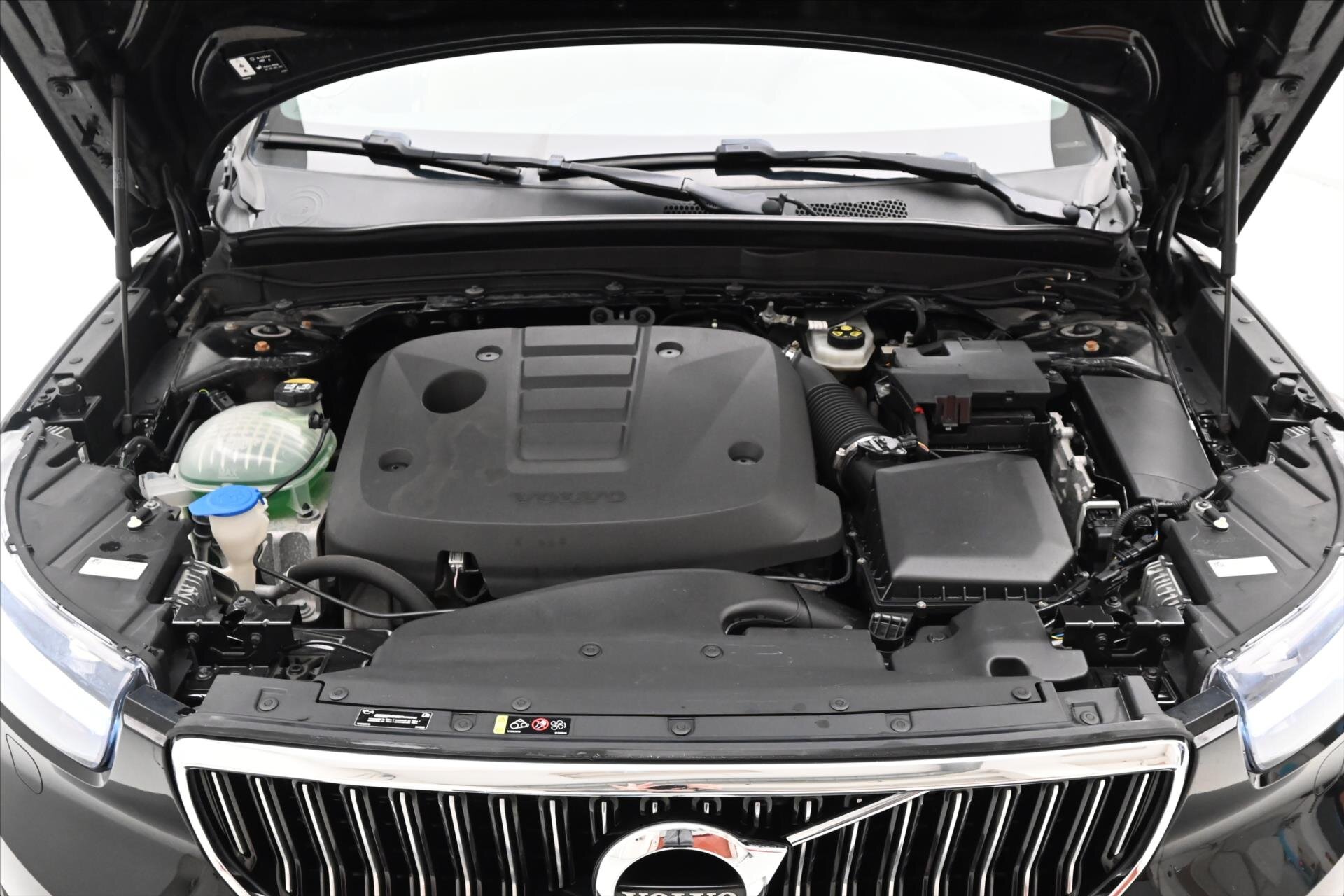 Volvo XC40 SUV 2,0 l 140 kw