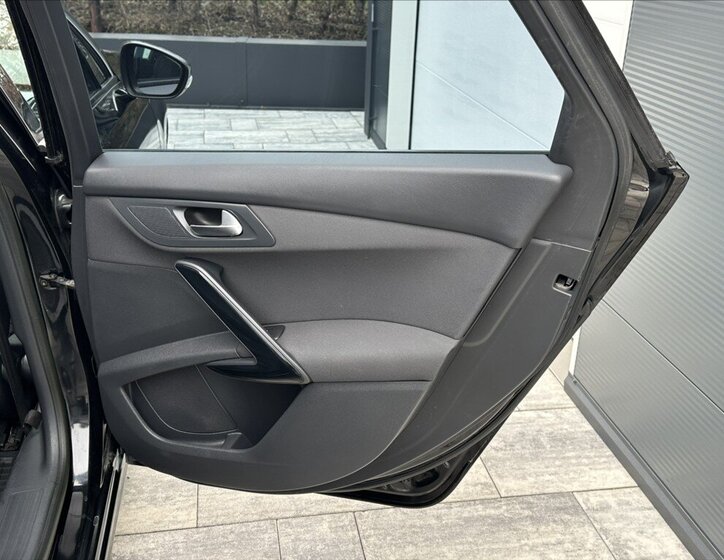 Peugeot 508 Kombi 1,6 l 84 kw