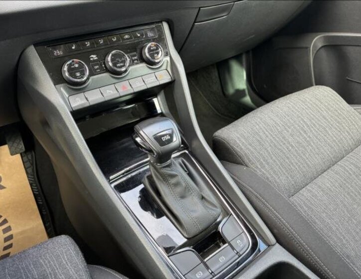 Škoda Karoq 25
