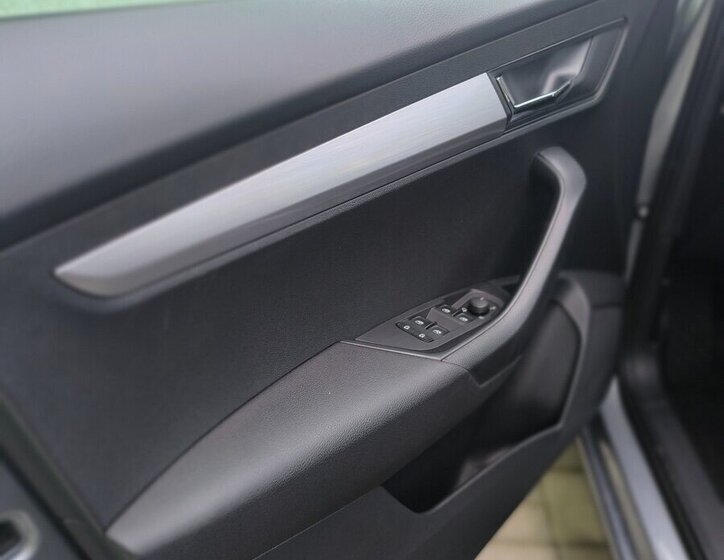 Škoda Karoq SUV / Terénní 0,0 110 kw