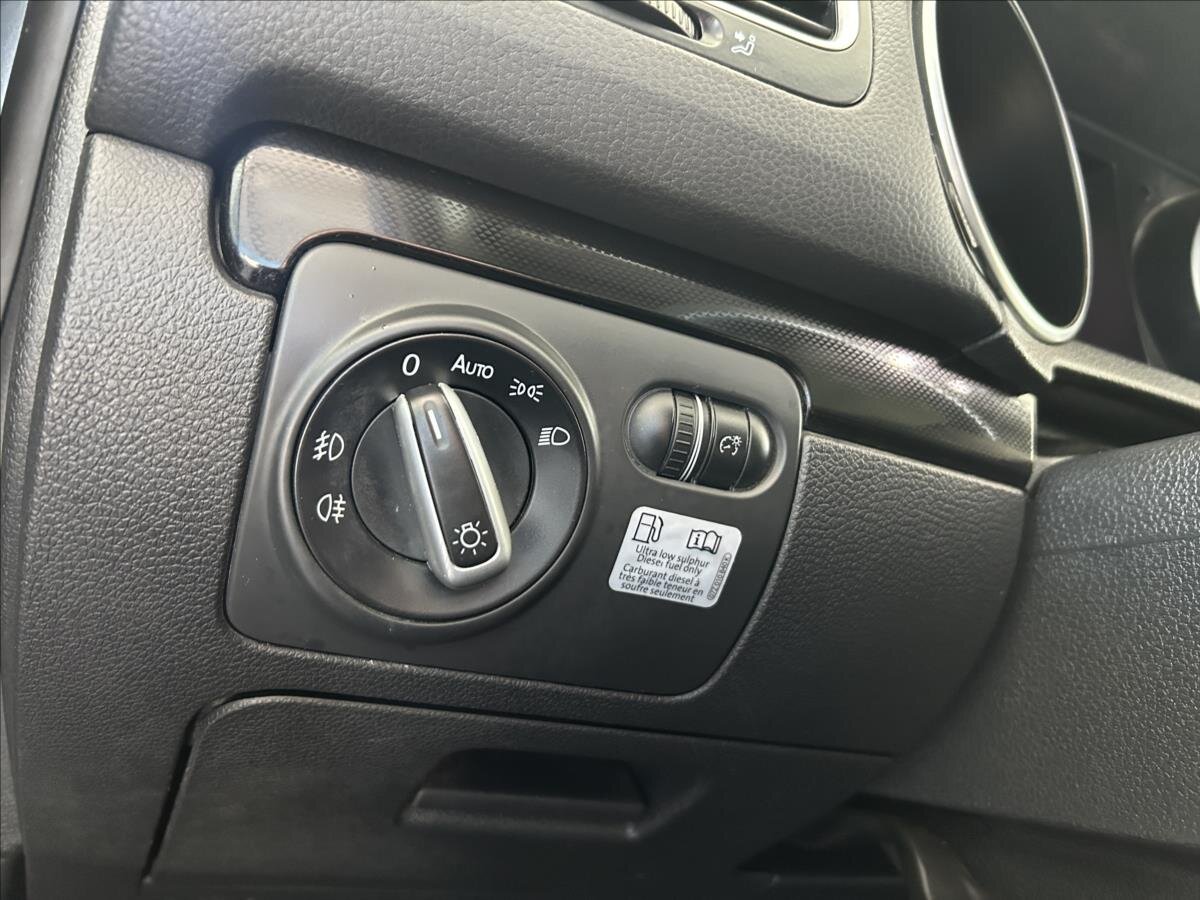 Volkswagen Golf Kombi 2,0 l 103 kw