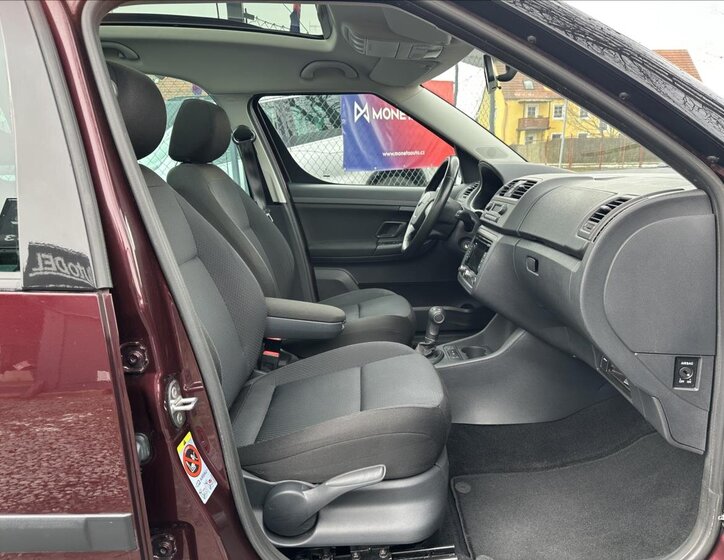 Škoda Roomster Kombi 1,2 l 77 kw