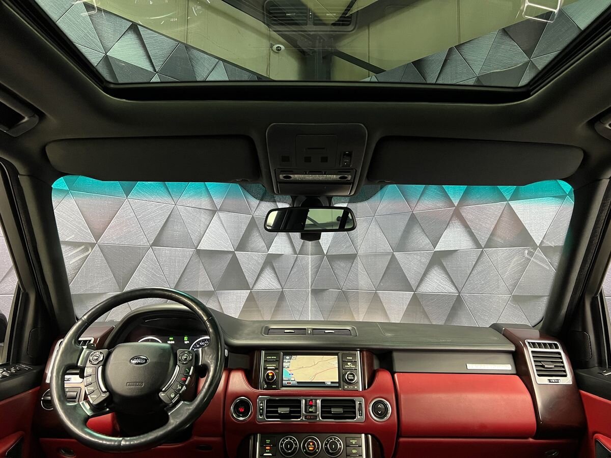 Land Rover Range Rover SUV / Terénní 4,4 l 230 kw