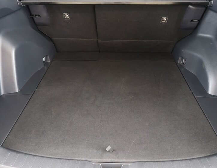 Toyota RAV4 SUV / Terénní 2,5 l 131 kw