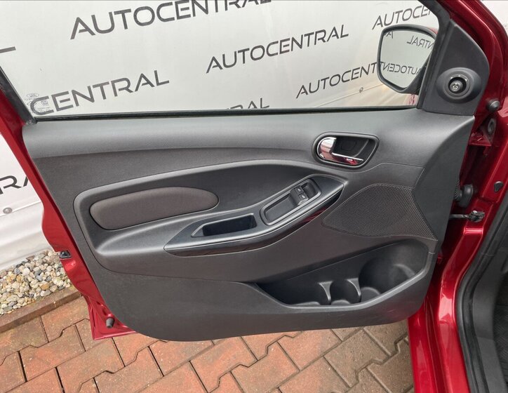 Ford KA PLUS Hatchback 1,2 l 63 kw