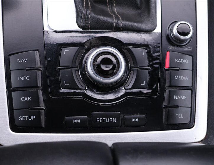 Audi Q7 SUV 3,0 l 176 kw