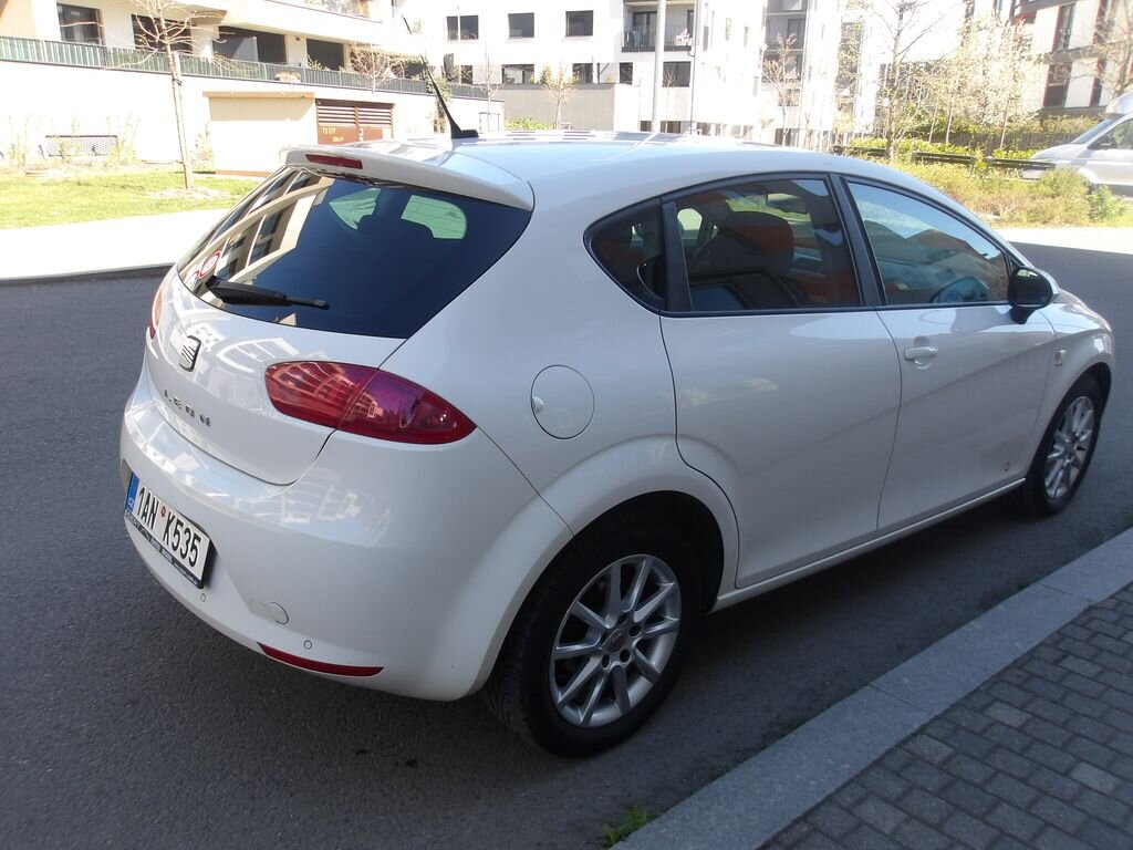 Seat Leon Hatchback 1,4 l 92 kw