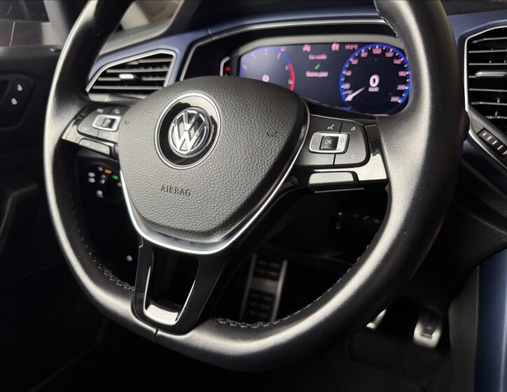 Volkswagen T-Roc SUV 1,5 l 110 kw