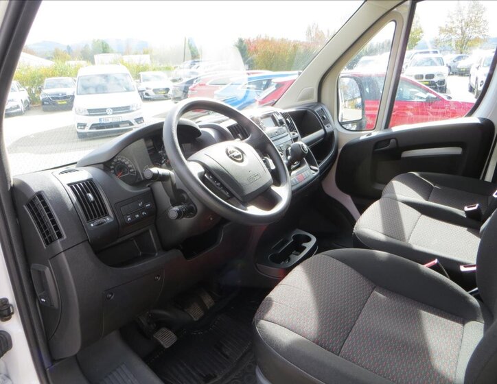 Opel Movano Ostatní 2,2 l 103 kw