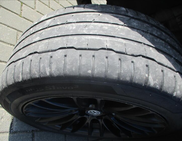 Volkswagen Transporter 22