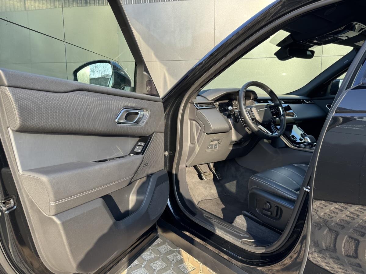 Land Rover Range Rover Velar SUV / Terénní 2,0 l 150 kw