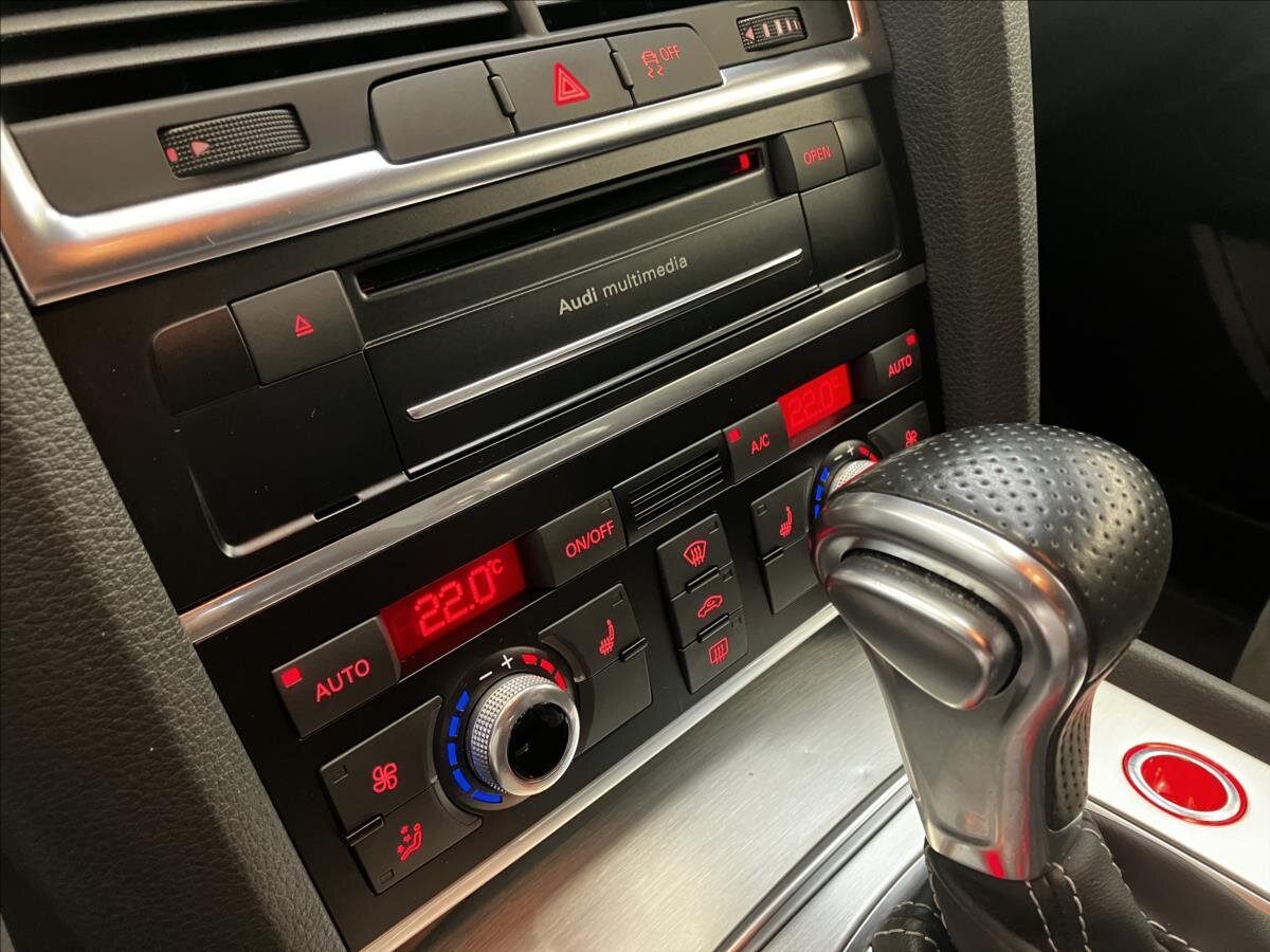 Audi Q7 SUV / Terénní 3,0 l 180 kw