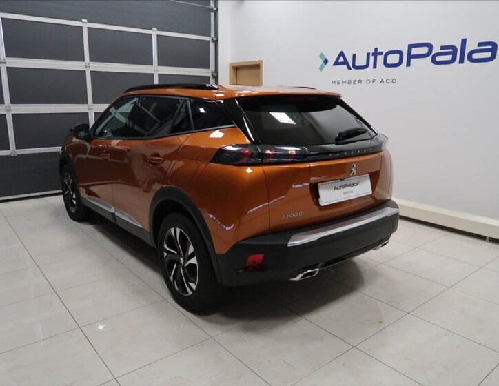 Peugeot 2008 Hatchback 1,2 l 96 kw