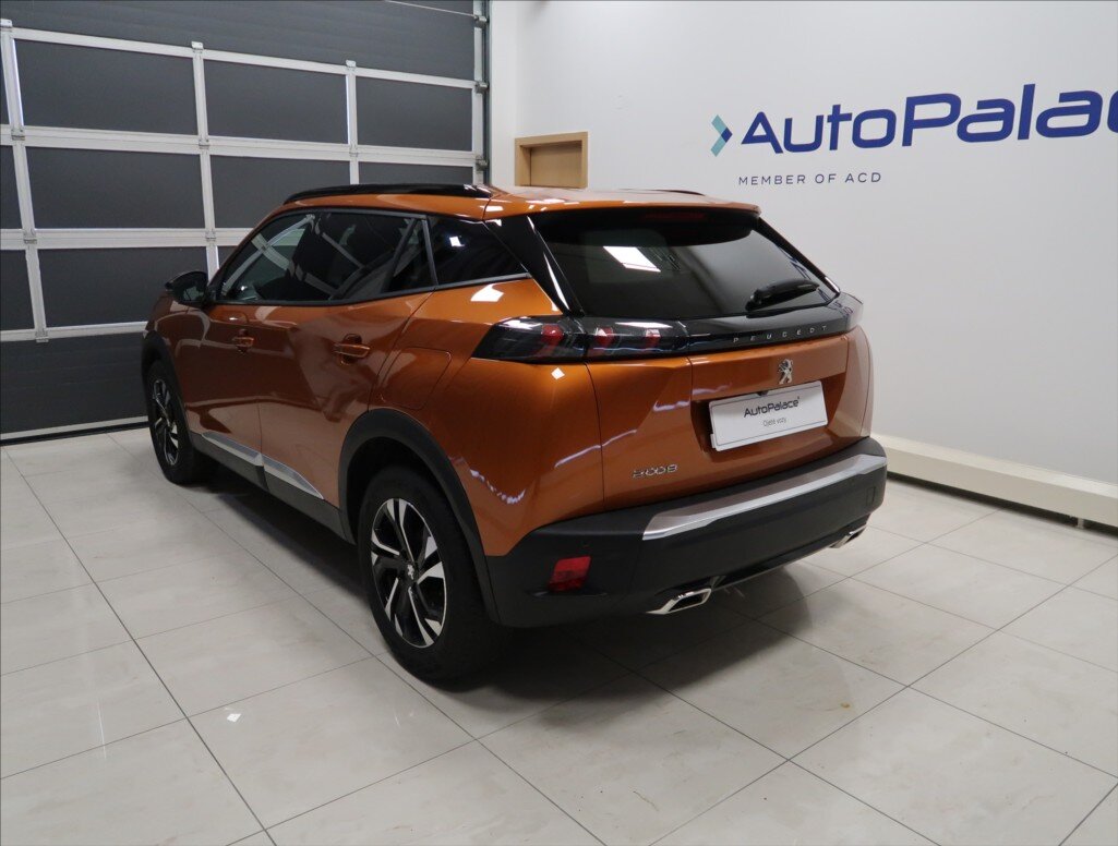 Peugeot 2008 Hatchback 1,2 l 96 kw