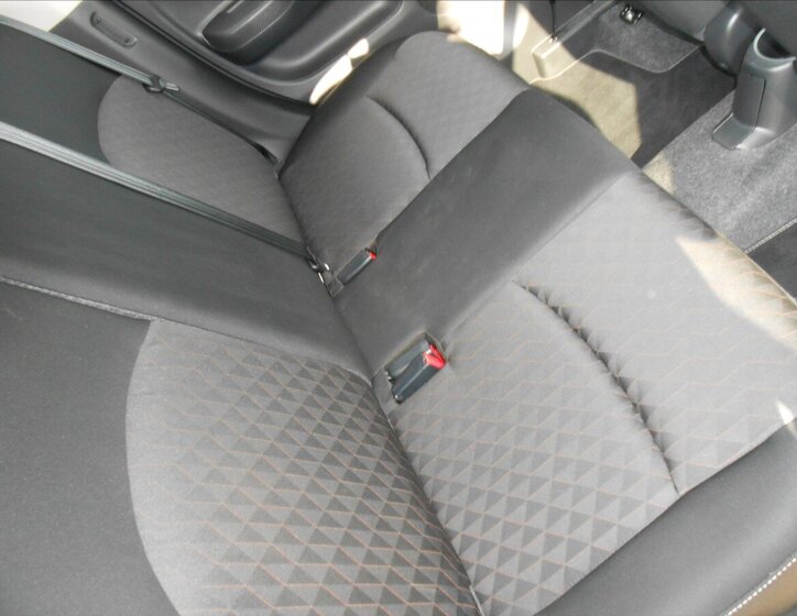 Mitsubishi Space Hatchback 1,2 l 59 kw