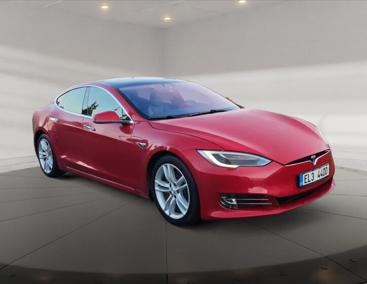 Tesla Model S 1